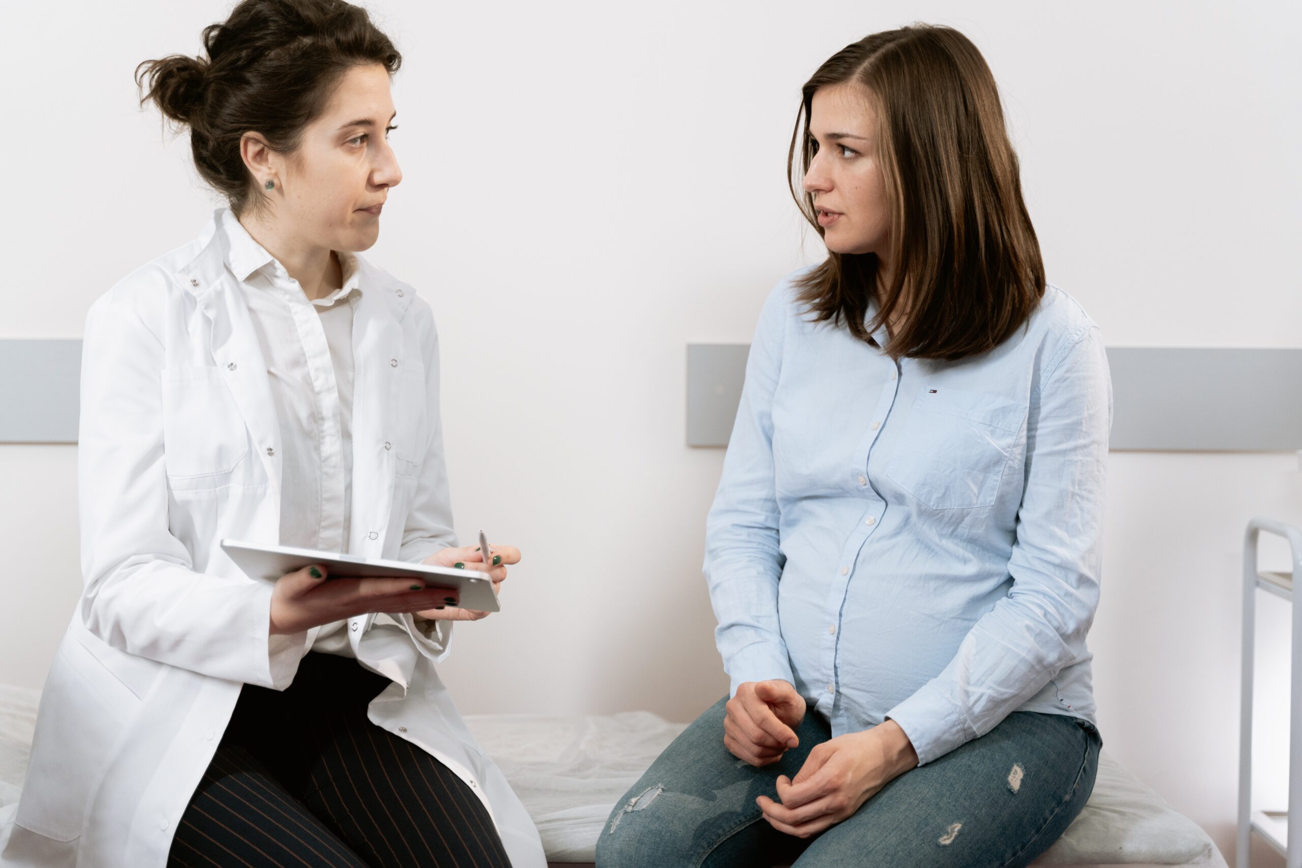 Choroba bostońska a ciąża – co musisz wiedzieć?